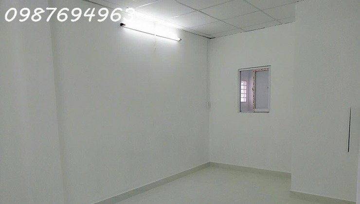 QUẬN 8, DÒNG TIỀN SẴN, 4x14M HẺM YÊN TĨNH GẦN CẦU CHÀ VÀ, THUẬN TIỆN DI CHUYỂN - GẦN QUẬN 5 CHỢ LỚN - CHỈ 3T TL